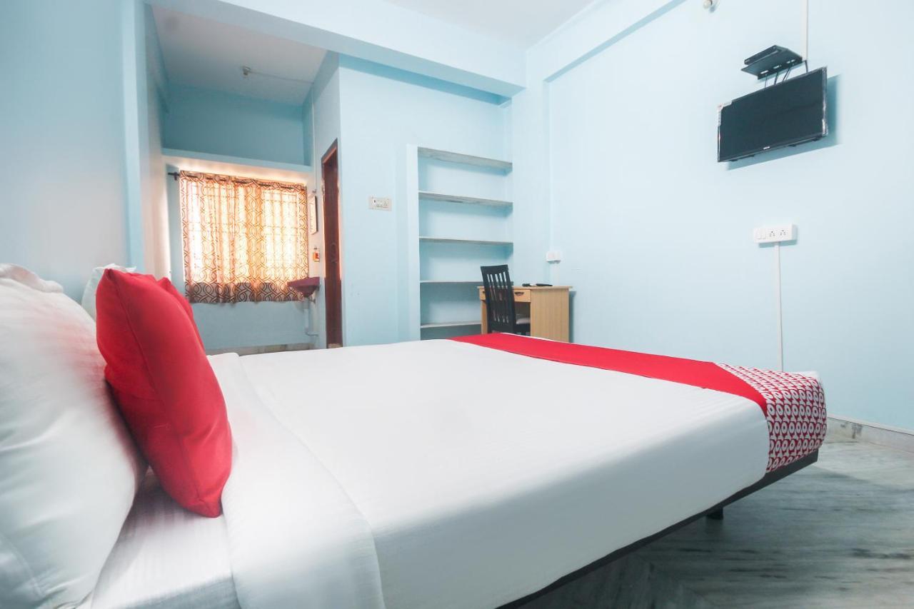 Hotel OYO Flagship 48158 SS Towers- Hygiene Ensured Podanur Exterior foto