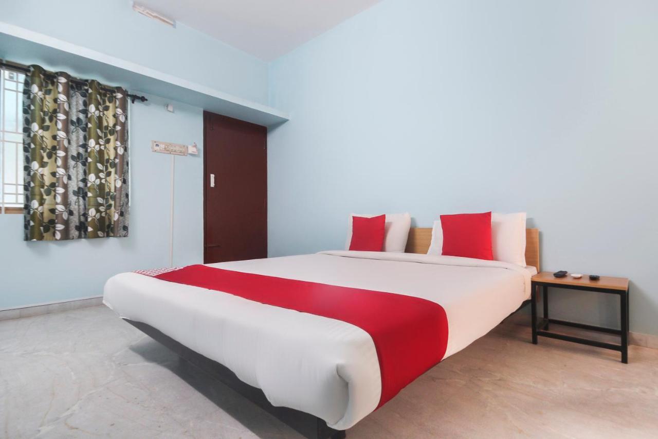 Hotel OYO Flagship 48158 SS Towers- Hygiene Ensured Podanur Exterior foto