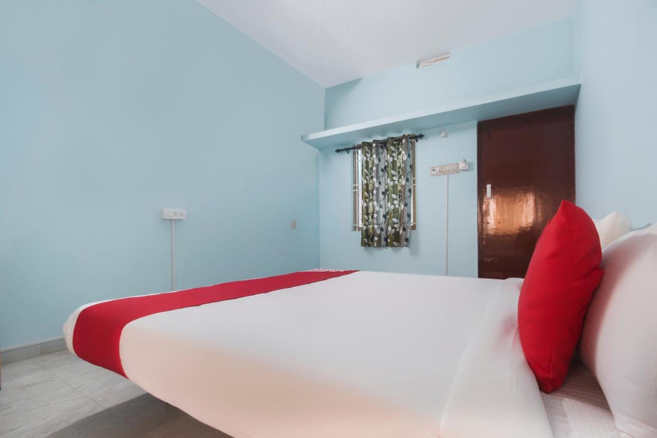 Hotel OYO Flagship 48158 SS Towers- Hygiene Ensured Podanur Exterior foto