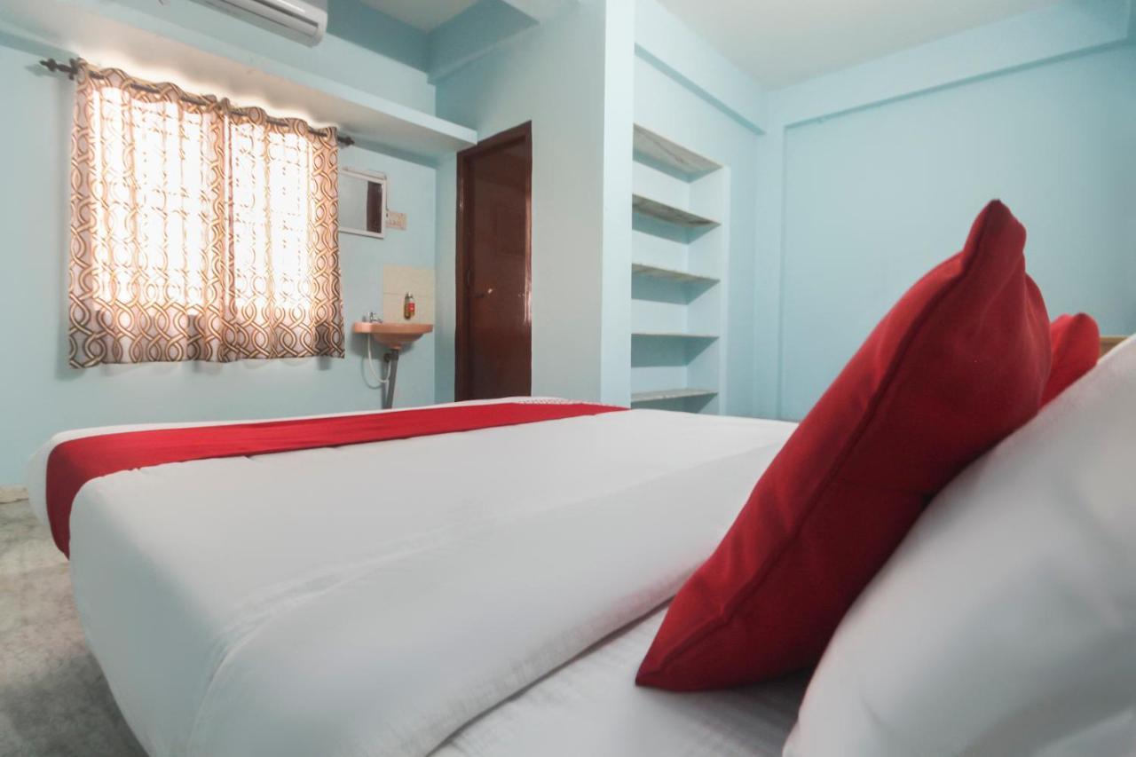 Hotel OYO Flagship 48158 SS Towers- Hygiene Ensured Podanur Exterior foto